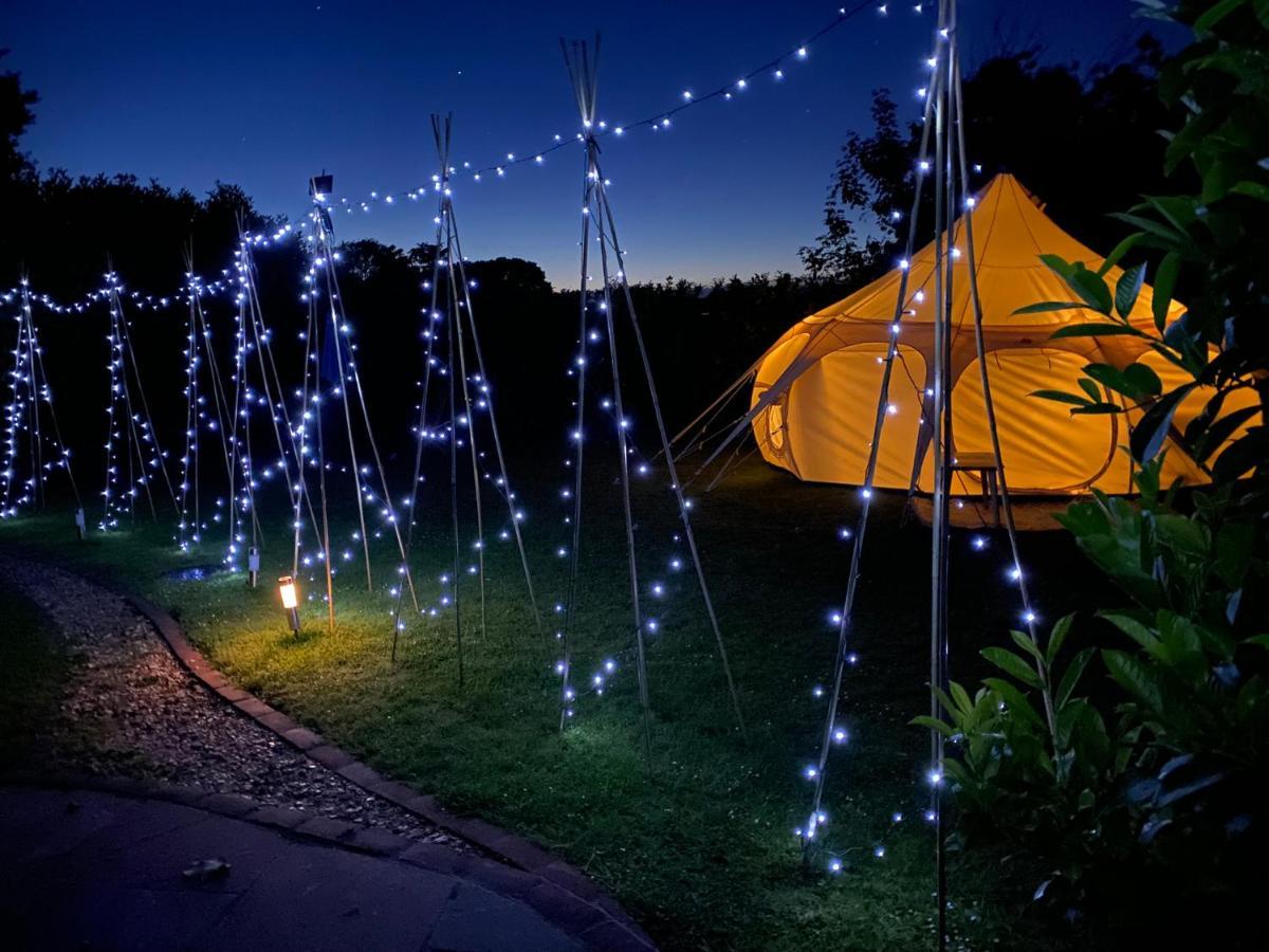 Отель Secret Garden Glamping Лимингтон Экстерьер фото